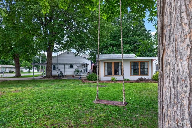 310 Depot Street, St Peters, MO 63376
