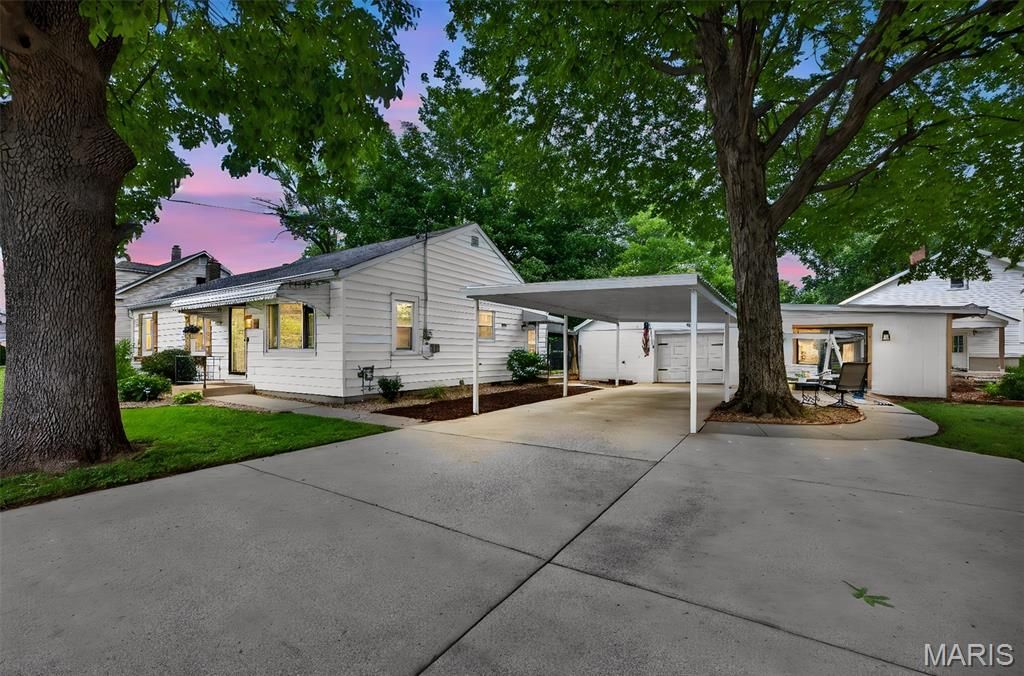 310 Depot Street, St Peters, MO 63376