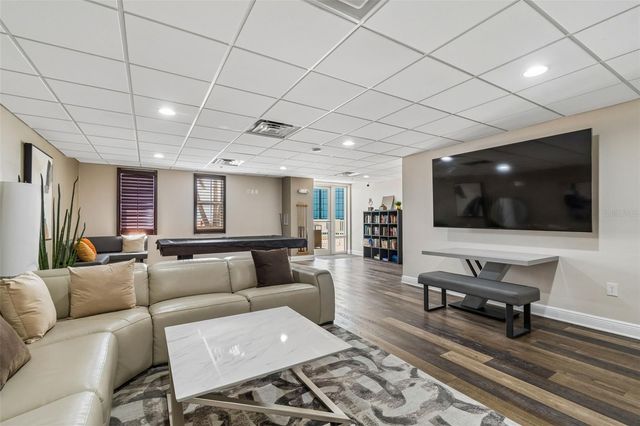 628 CLEVELAND STREET 904, Clearwater, FL 33755