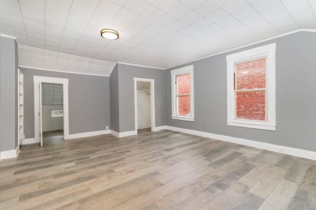 2009 Russell Street, Covington, KY 41014