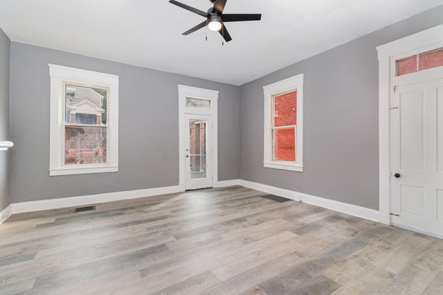 2009 Russell Street, Covington, KY 41014