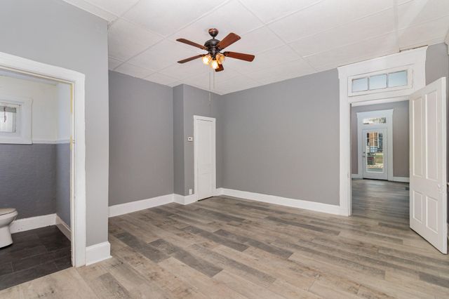 2009 Russell Street, Covington, KY 41014