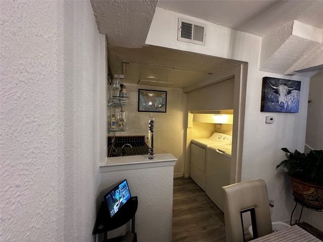 4272 Madera Road 4, Irving, TX 75038