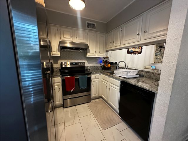 4272 Madera Road 4, Irving, TX 75038