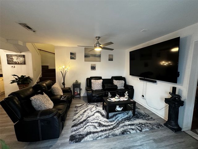 4272 Madera Road 4, Irving, TX 75038