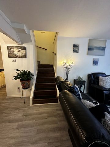 4272 Madera Road 4, Irving, TX 75038