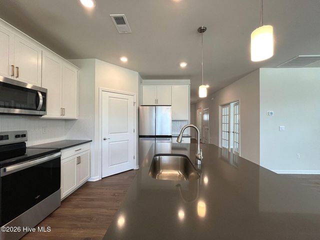 512 Ragapple Lane, Aberdeen, NC 28315