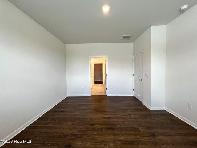 512 Ragapple Lane, Aberdeen, NC 28315