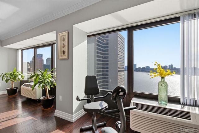 1001 W Jefferson Avenue 18B, Detroit, MI 48226