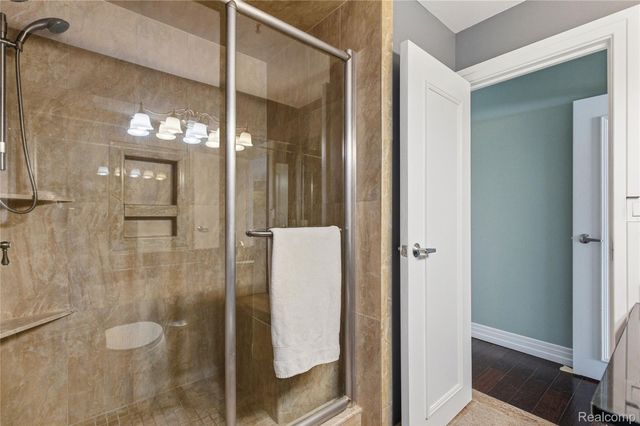 1001 W Jefferson Avenue 18B, Detroit, MI 48226