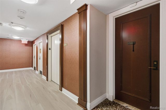 1001 W Jefferson Avenue 18B, Detroit, MI 48226