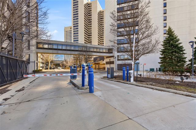 1001 W Jefferson Avenue 18B, Detroit, MI 48226