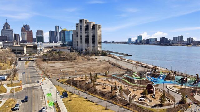 1001 W Jefferson Avenue 18B, Detroit, MI 48226