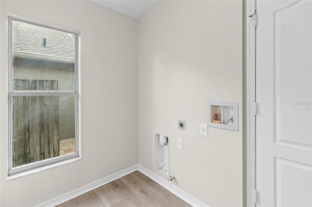 723 ERIK LAKE ROAD, Brandon, FL 33510