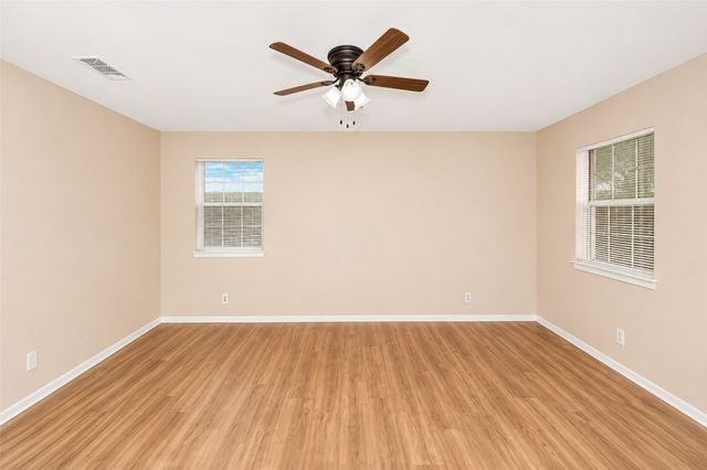 5513 Scott Drive, North Richland Hills, TX 76180