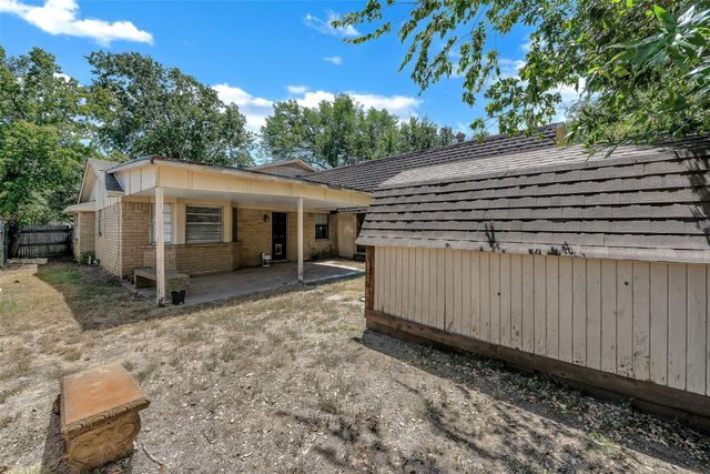 5513 Scott Drive, North Richland Hills, TX 76180