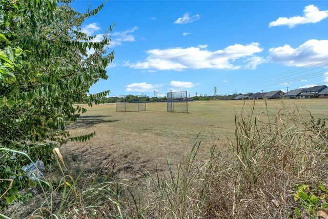 5513 Scott Drive, North Richland Hills, TX 76180