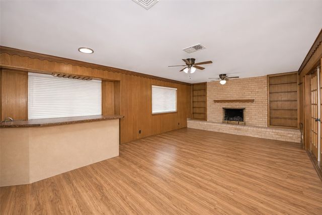 5513 Scott Drive, North Richland Hills, TX 76180