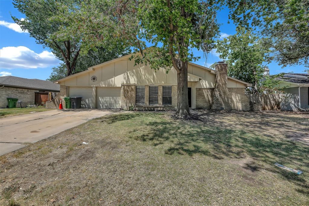 5513 Scott Drive, North Richland Hills, TX 76180