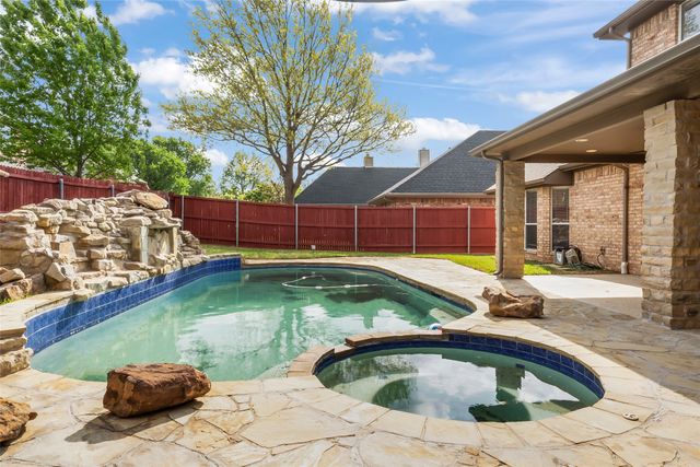 2700 Timberwood Drive, Flower Mound, TX 75028
