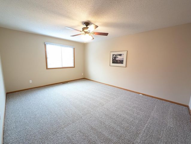 14102 Plymouth Avenue 54, Burnsville, MN 55337