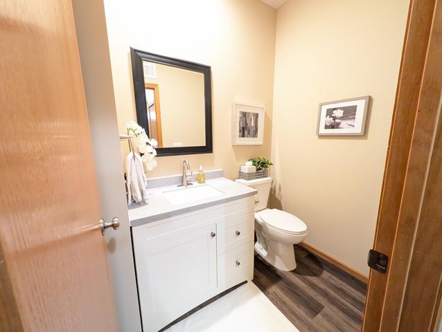 14102 Plymouth Avenue 54, Burnsville, MN 55337