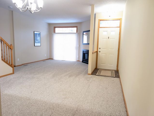 14102 Plymouth Avenue 54, Burnsville, MN 55337