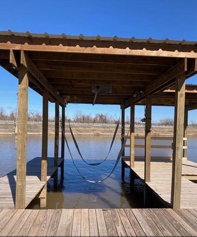 219 Lakeshore N, Onalaska, TX 77360