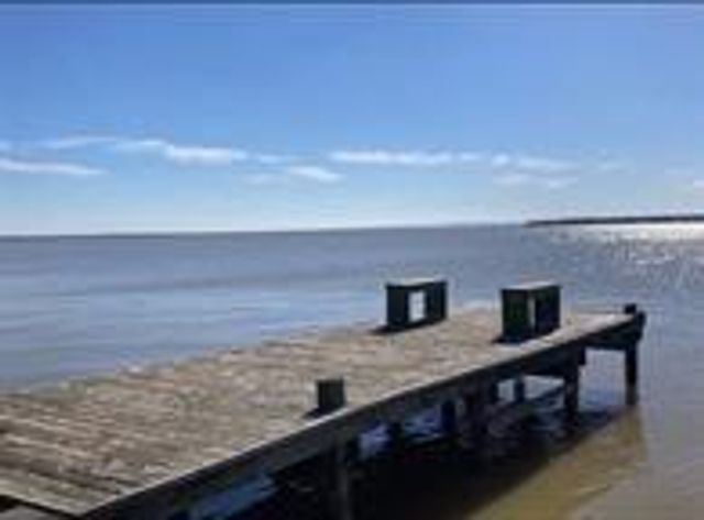 219 Lakeshore N, Onalaska, TX 77360