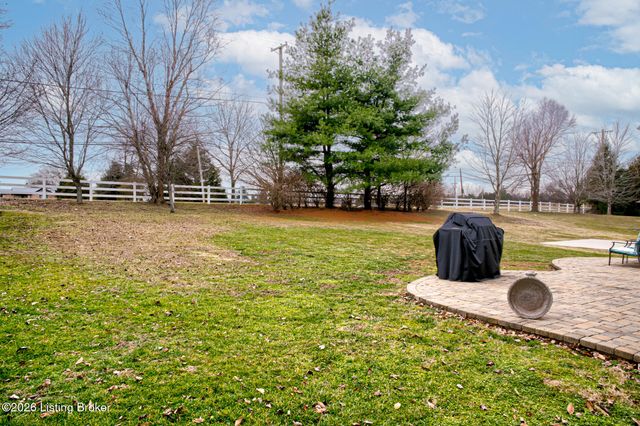 9708 Evanwood Ct, Louisville, KY 40228