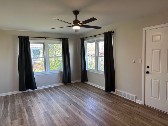 4575 S Walnut Ave, Wichita, KS 67217