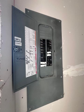 4575 S Walnut Ave, Wichita, KS 67217