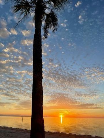 4911 BONITO DRIVE, New Port Richey, FL 34652