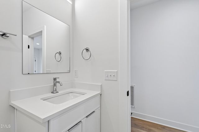1317 Garner Road 102, Raleigh, NC 27610