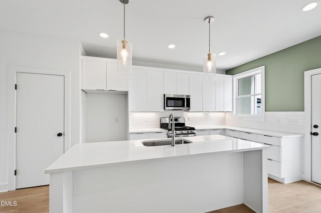 1317 Garner Road 102, Raleigh, NC 27610