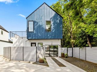 1111 Walton LN 2, Austin, TX 78721