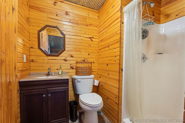 1020 Coleman, Vinita, OK 74301