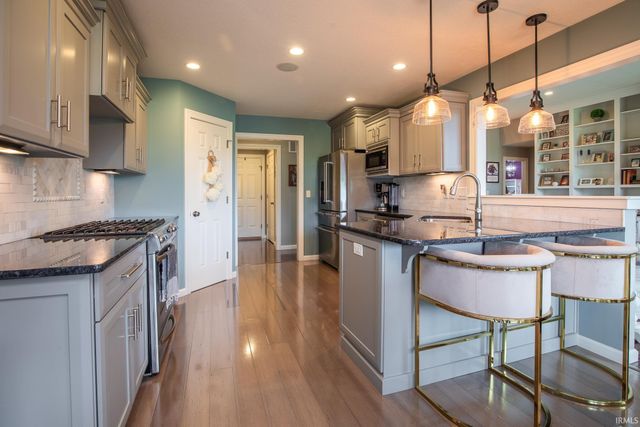 11912 Fairway Winds Court, Fort Wayne, IN 46814