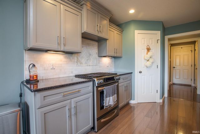 11912 Fairway Winds Court, Fort Wayne, IN 46814
