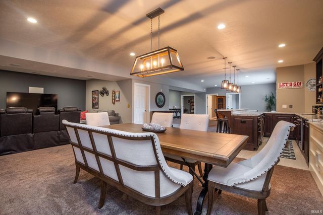 11912 Fairway Winds Court, Fort Wayne, IN 46814