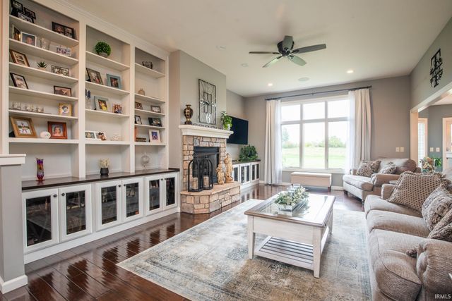 11912 Fairway Winds Court, Fort Wayne, IN 46814