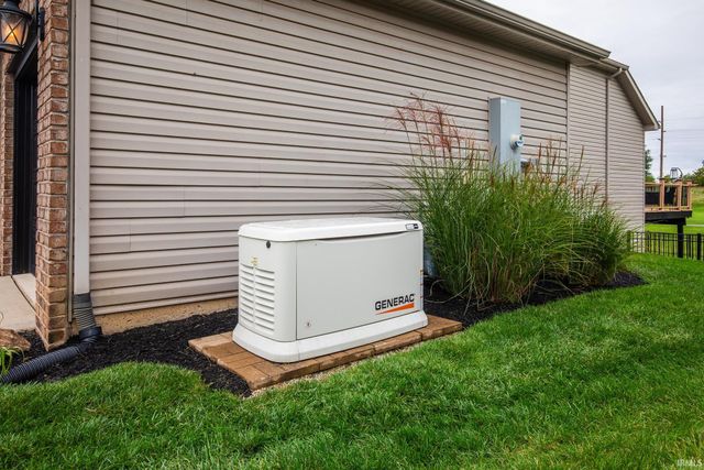 11912 Fairway Winds Court, Fort Wayne, IN 46814