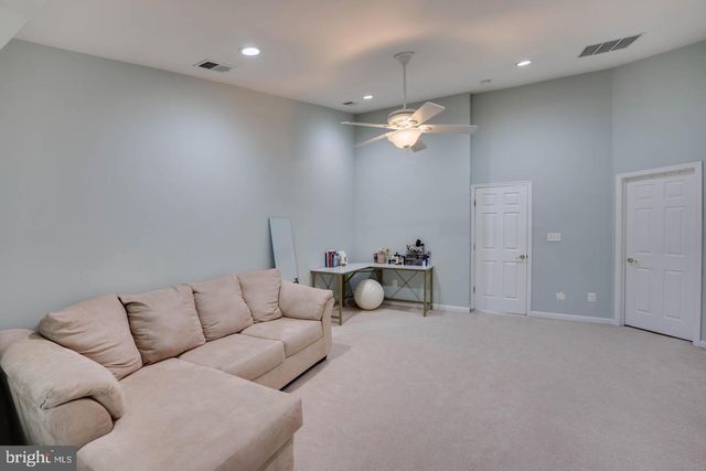 41853 CINNABAR SQ, Aldie, VA 20105