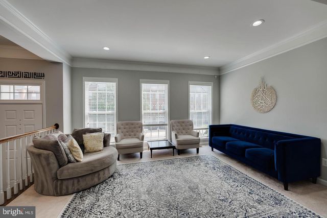 41853 CINNABAR SQ, Aldie, VA 20105