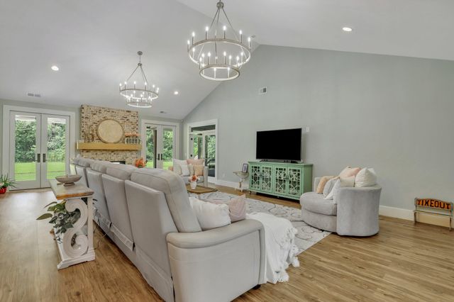146 Noel Drive, Vance, SC 29163