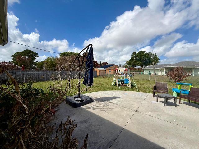 101 SW Fairview Avenue, Port St. Lucie, Port St Lucie, FL 34983