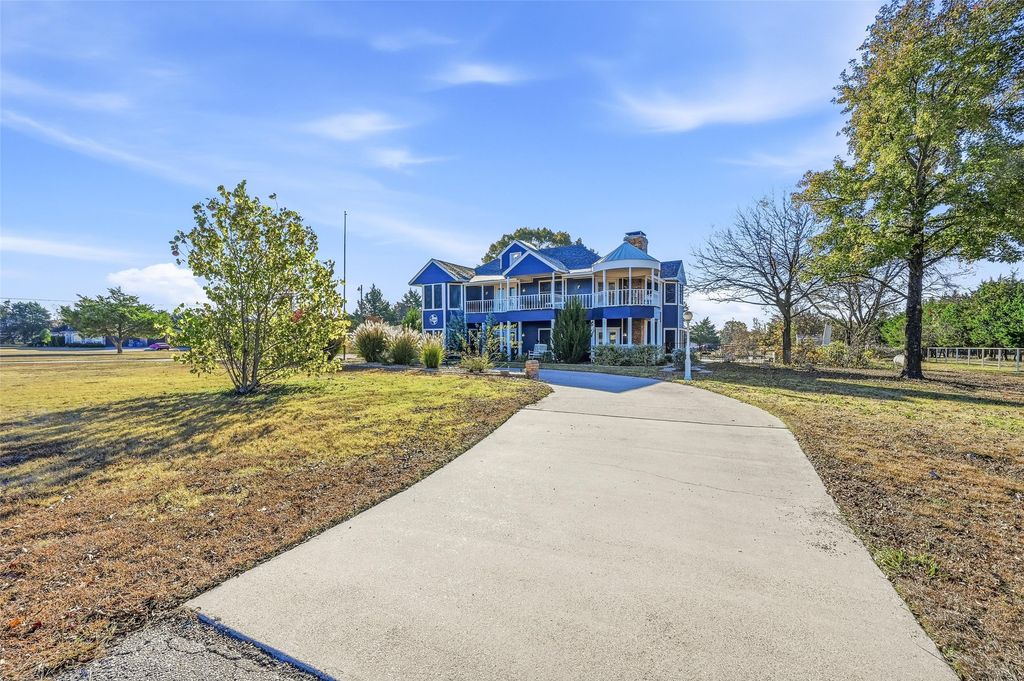 438 Johnson Lane, Ovilla, TX 75154 — exterior