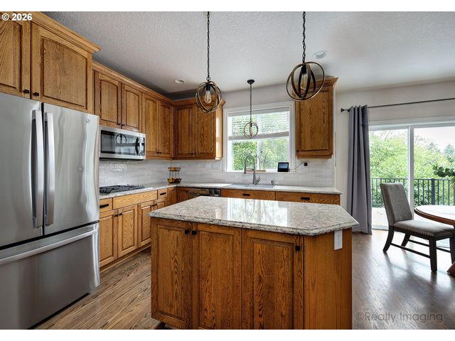 8139 Se 134TH Dr, Portland, OR 97236