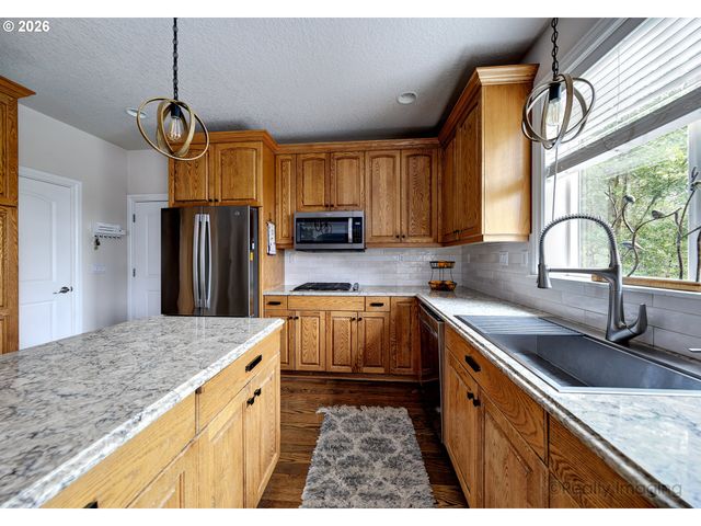 8139 Se 134TH Dr, Portland, OR 97236