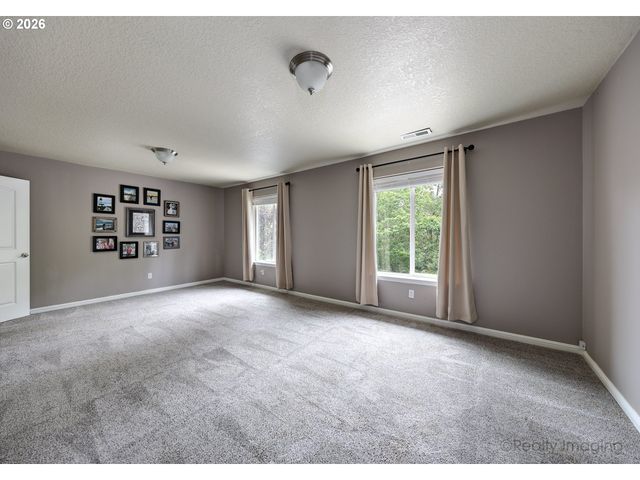 8139 Se 134TH Dr, Portland, OR 97236